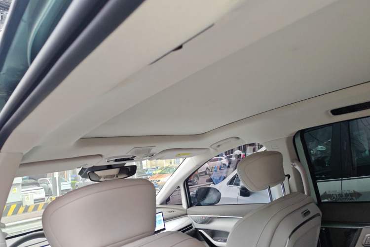 Used SAIC MAXUS Dajia 7 2023 – Alpine 7-Seater Version