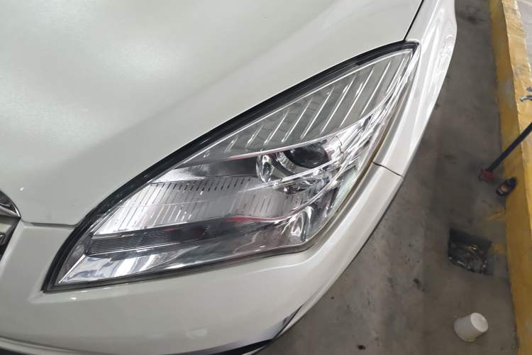 Used CHANGAN CS35 2015 1.6L Automatic Luxury Model China V Standard
