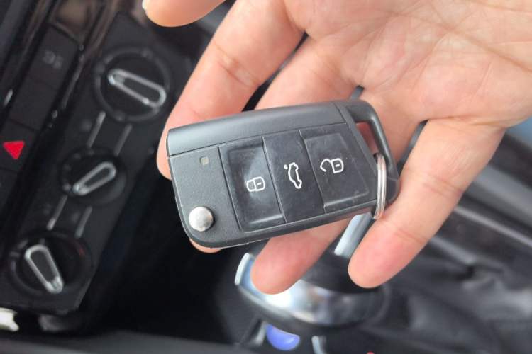 Used Jetta VS7 2020 1.4T Automatic Enjoyment Model Vehicle Key