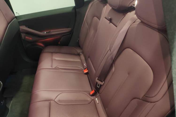 Used Nio ET5T 2024 75kWh Touring Left Rear Seat