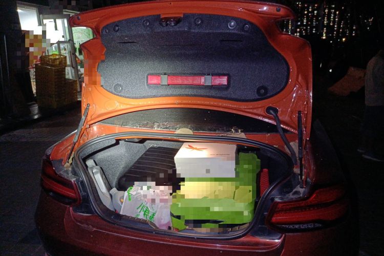 Used BMW 2 Series 2018 220i Sport Design Package Trunk