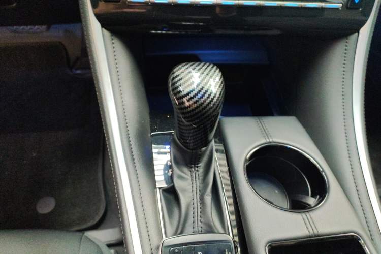 Used Toyota Avalon 2022 2.0L Ambition Edition