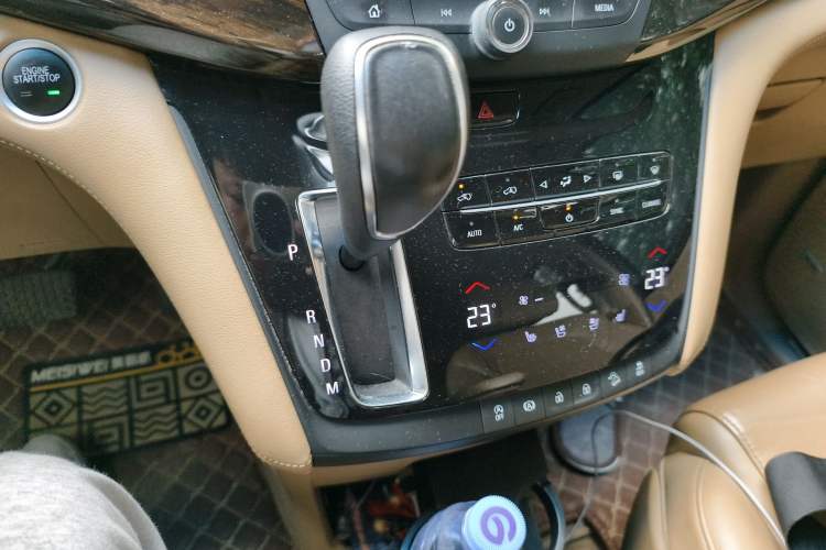 Used Buick GL8 2017 ES 28T Flagship Model China V Standard