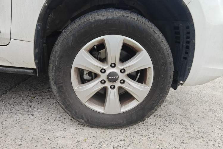 Used Haval H9 2020 2.0T Gasoline 4WD Premium Edition 5 Seats Right Front Wheel Hub