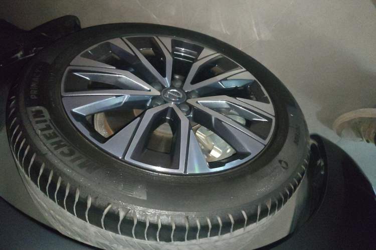 Used Volvo V90 2024 Cross Country B5 AWD Smart Range Edition