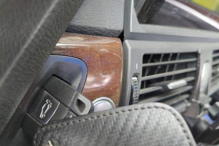 Used BMW X6 2009 xDrive35i
