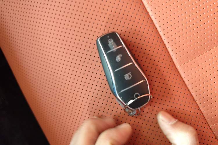 Used BYD Tang L 2025 DM 175KM Drone Player Edition