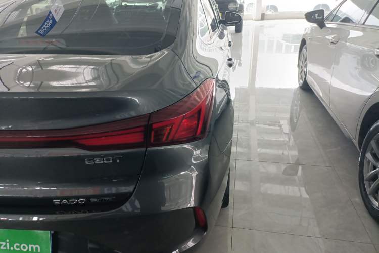 Used CHANGAN Eado 2023 Changan Edition PLUS Blue Whale NE 1.4T GDI DCT Prestige Version
