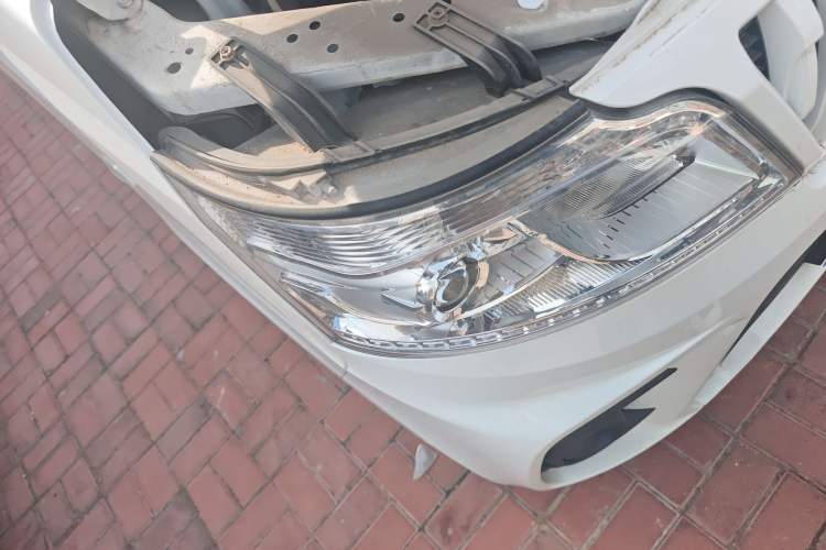 Used CHANGAN KAICHENG Ruixing M60 2023 1.5L GDI Comfort-Class Passenger Vehicle 6/7 Seats
