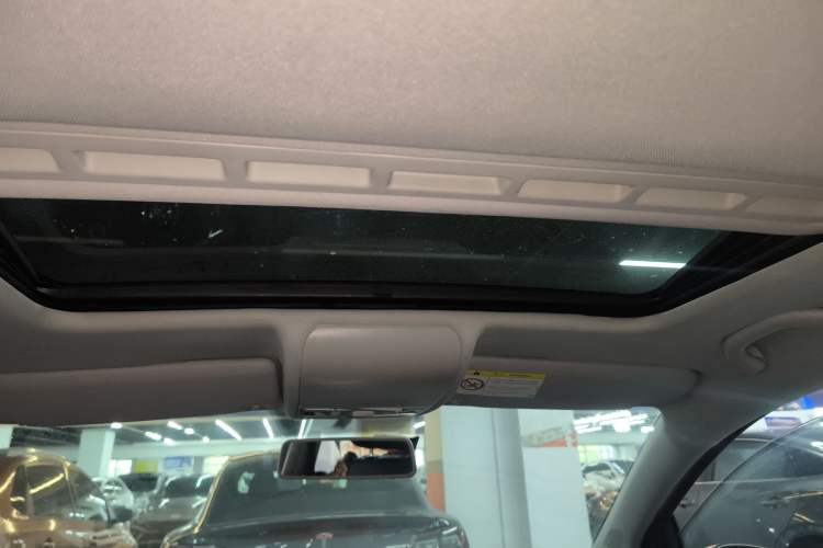 Used Volkswagen Polo 2016 1.6L Automatic Comfort Model