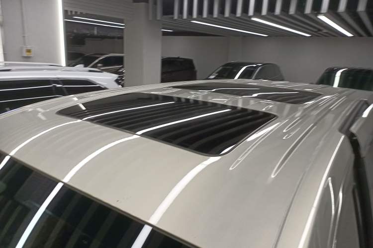 Used VOYAH Dream 2024 PHEV Extended-Range Premium Edition
