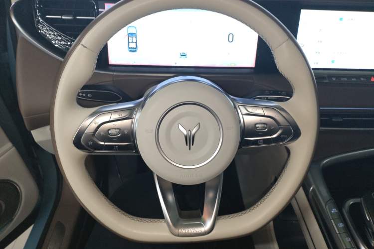 Used VOYAH FREE 2021 Four-Wheel Drive Extended-Range First Edition Commemorative Edition Exclusive Luxury Package
