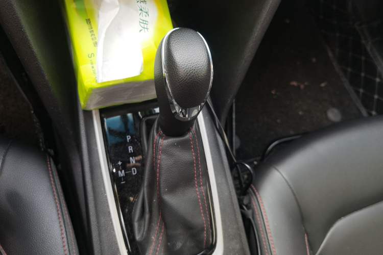 Used Chevrolet Monza 2020 Light Hybrid Redline 320T Dual-Clutch Joyful Edition