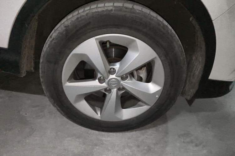 Used Nissan Qashqai 2019 2.0L CVT Smart Enjoyment Version Right Front Wheel Hub