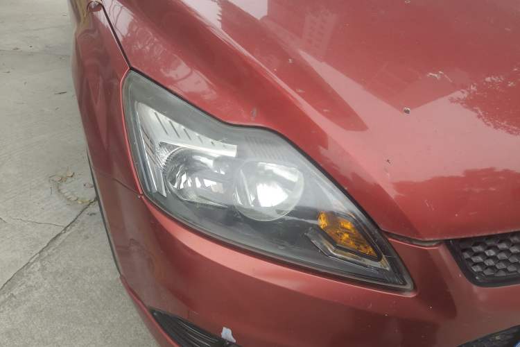 Used Ford Focus 2013 Hatchback Classic 1.8L Automatic Fashion Edition
