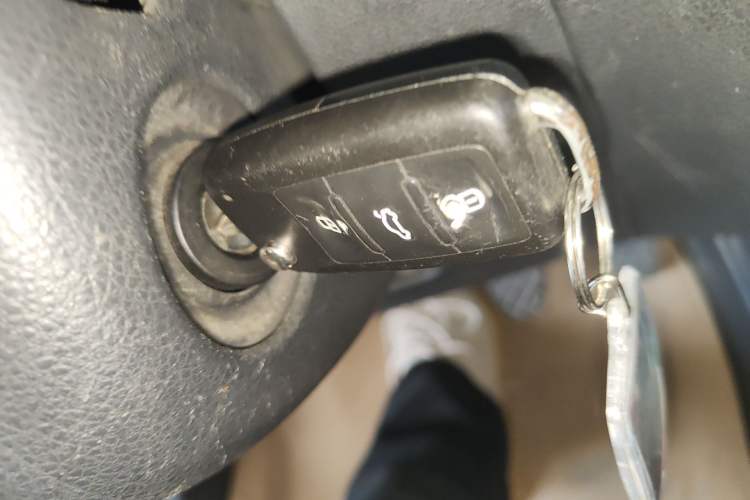 Used Volkswagen Polo 2013 1.4L Manual Fashion Edition Vehicle Key