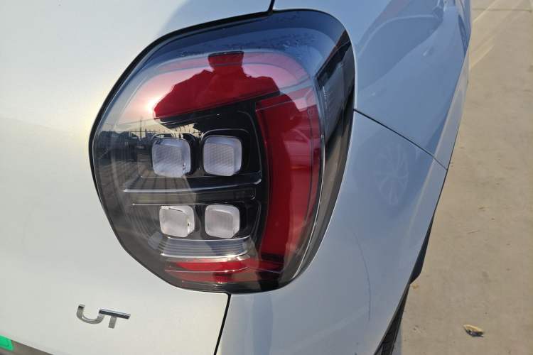 Used AION UT 2025 330 Starlight Edition