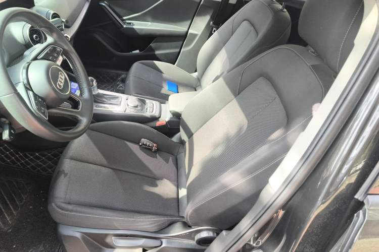 Used Audi Q2L 2018 35 TFSI Launch Exclusive Edition China V