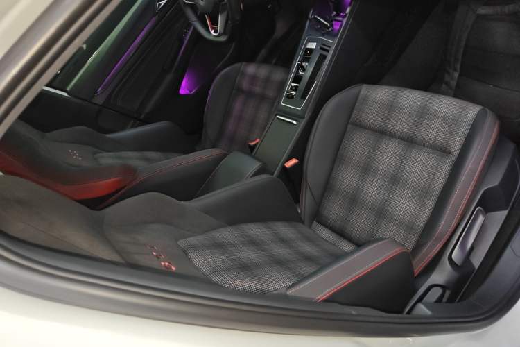 Used Volkswagen Golf GTI 2021 380TSI DSG GTI Right Front Seat