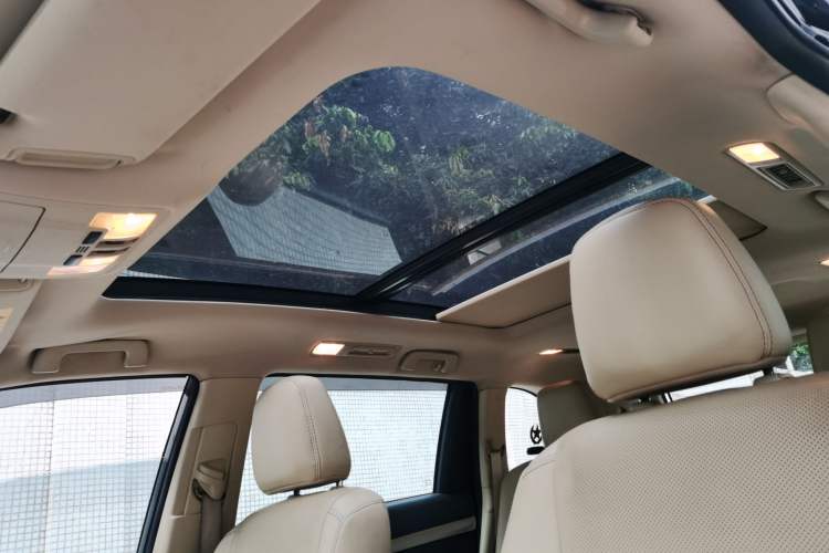 Used Toyota Highlander 2015 2.0T Four-Wheel Drive Luxury Edition 7-Seater Headliner