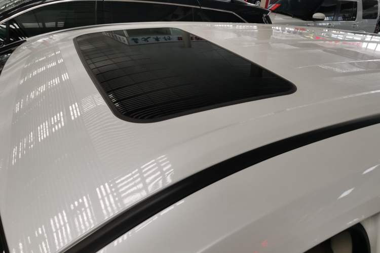 Used Toyota SIENNA 2021 2.5L Hybrid Luxury Edition Roof