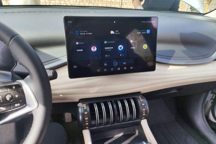 Used BYD Yuan PLUS 2024 Honor Edition 510KM Leading Model Audio And AC Panel