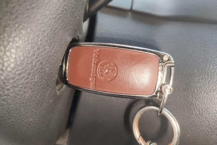 Used Volkswagen Tiguan 2010 1.8TSI Automatic All-Wheel-Drive Elite Edition Vehicle Key