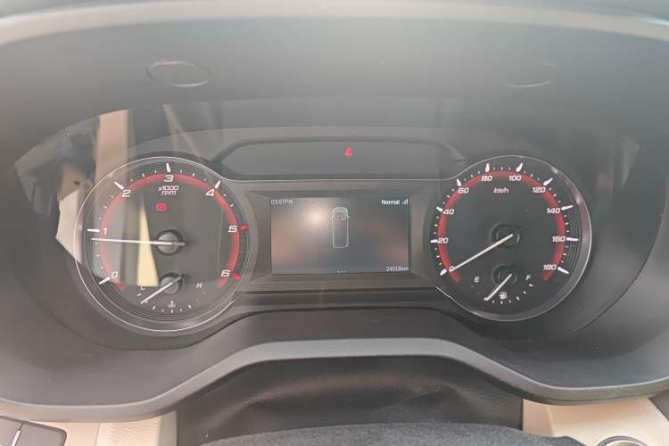 Used Iveco Fidato 2023 C33 Passenger Van 2.0T 110 kW Manual Transmission Starlight Edition High Roof Instrument Cluster