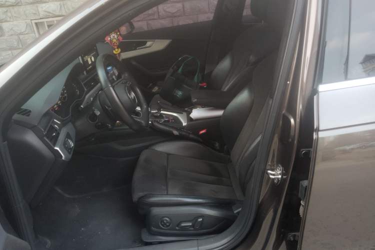 Used Audi A4L 2017 45 TFSI quattro Sport Edition