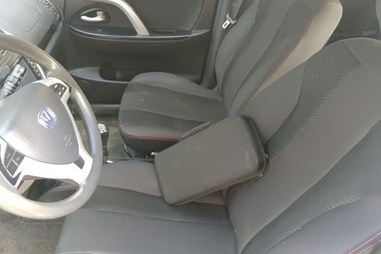 Used CHANGAN CX20 2014 1.4L Manual Sunroof Navigation Version – China IV Standard
