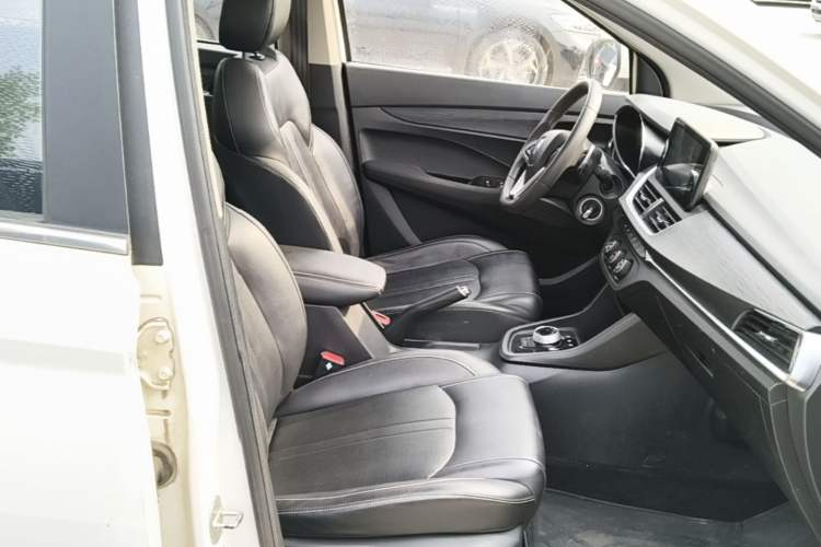 Used Baojun 360 2018 1.5L Automatic Elite Version National V Right Front Seat