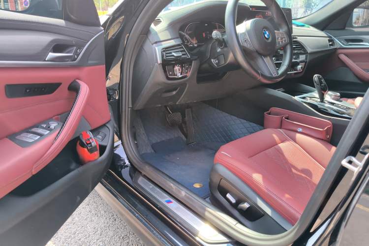 Used BMW 5 Series 2023 530Li Leading Model M Sport Package
