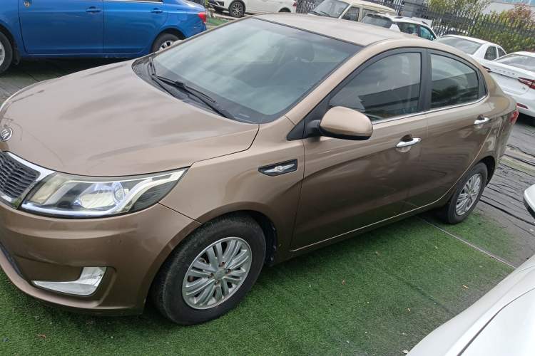 Used Kia K2 2012 Sedan 1.4L MT GLS Commemorative Edition