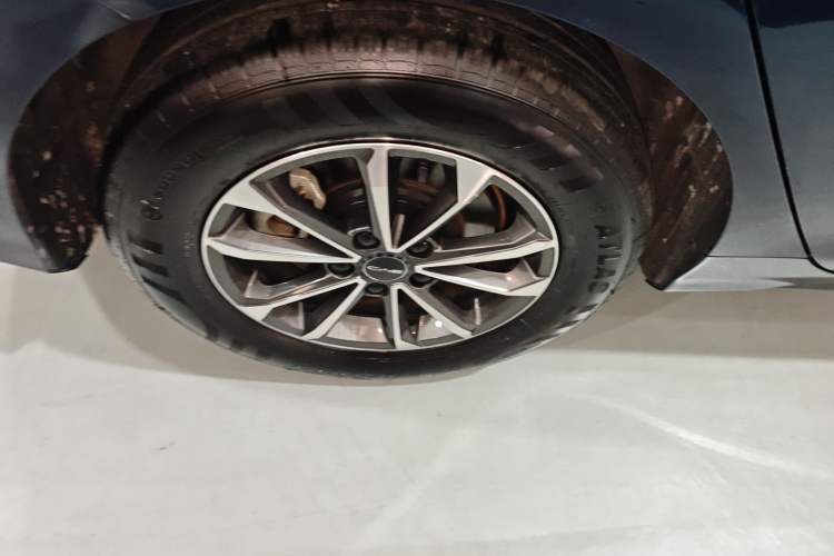 Used BYD Destroyer 05 2024 HONOR Edition DM-i 55KM Luxury Model
