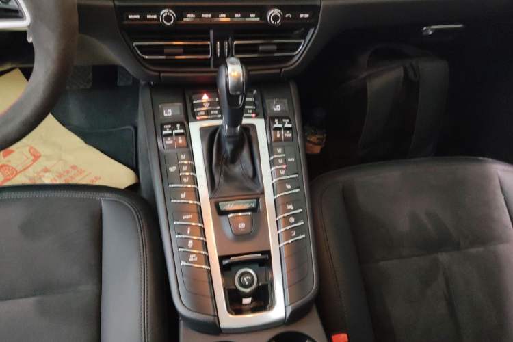 Used Porsche Macan 2018 Macan 2.0T