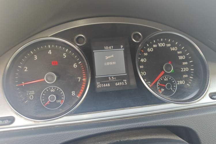 Used Volkswagen FAW-Volkswagen CC 2012 2.0 TSI Luxury Model Instrument Cluster