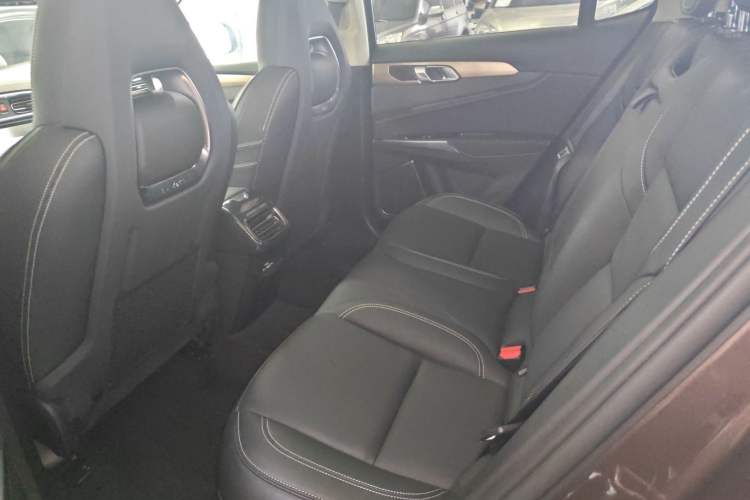 Used Lynk & Co 01 2017 2.0T Two-Wheel Drive Pro Edition Left Rear Seat