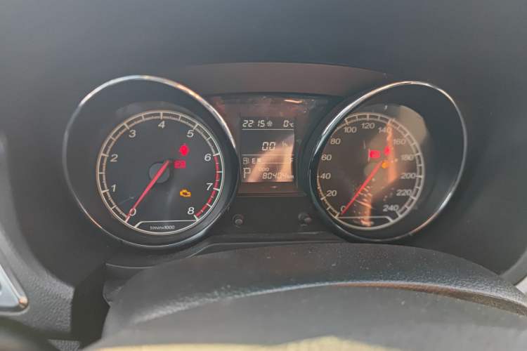 Used Bestune B30 2016 1.6L Automatic 10th Anniversary Edition