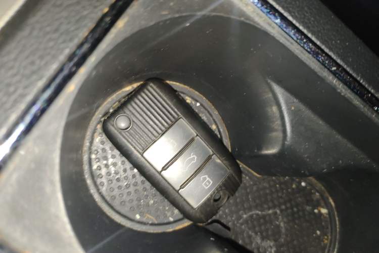 Used Roewe i6 New Energy 2017 45T Hybrid Connect & Smart Enjoyment Edition