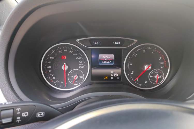 Used Mercedes-Benz B-Class 2015 B 200 Sport Edition
