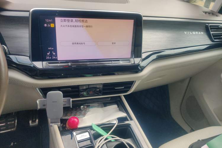 Used Volkswagen Viloran 2022 380TSI Luxury Edition
