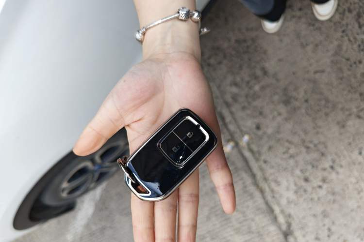 Used Honda XR-V 2017 1.8L VTi CVT Luxury Edition
