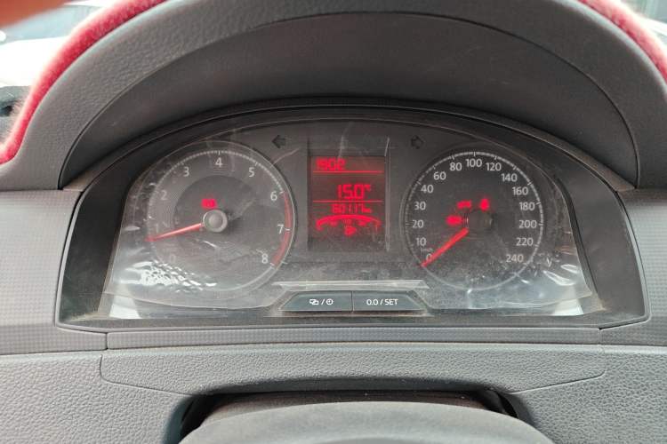 Used Volkswagen Santana 2016 1.6L Manual Fashion Edition
