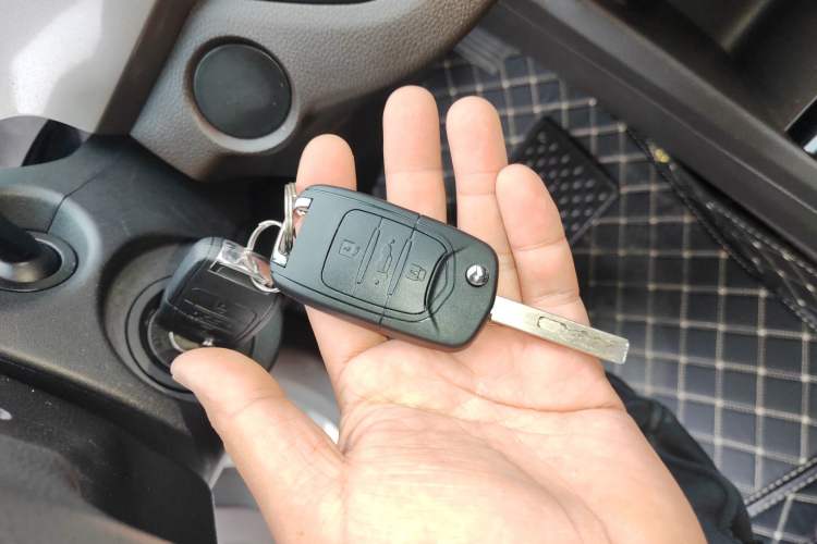 Used Baojun 310W 2017 1.5L Manual Comfort Version China V
