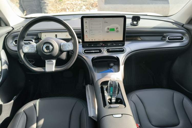 Used smart #1 2024 Dynamic Standard Edition Center Console