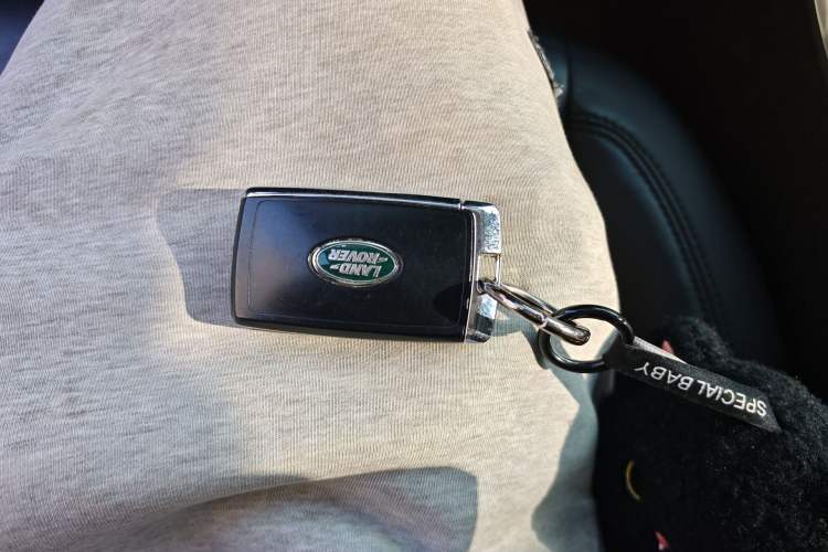 Used Land Rover Range Sport 2018 3.0 SC V6 HSE DYNAMIC Vehicle Key