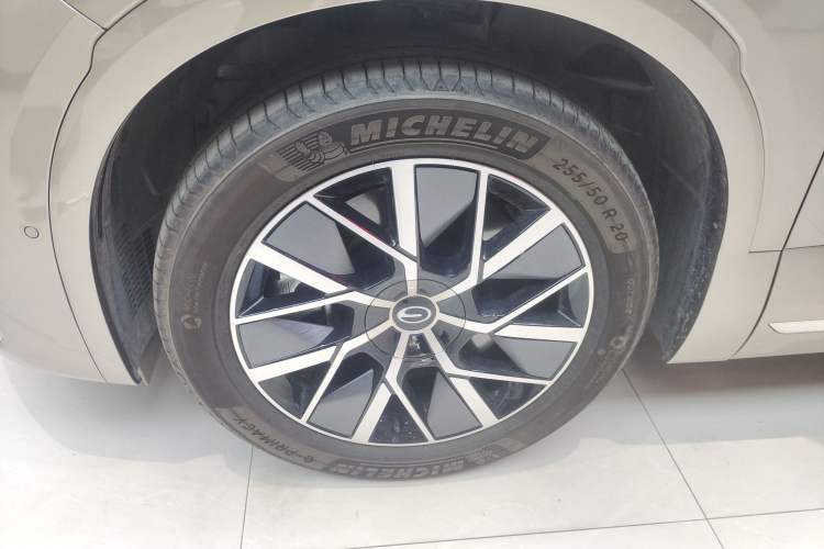 Used GAC Trumpchi S9 2025 Model Qiankun Ultra 6-Seater
