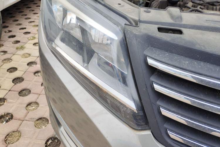 Used FORTHING S500 2016 1.6L Manual Luxury Edition
