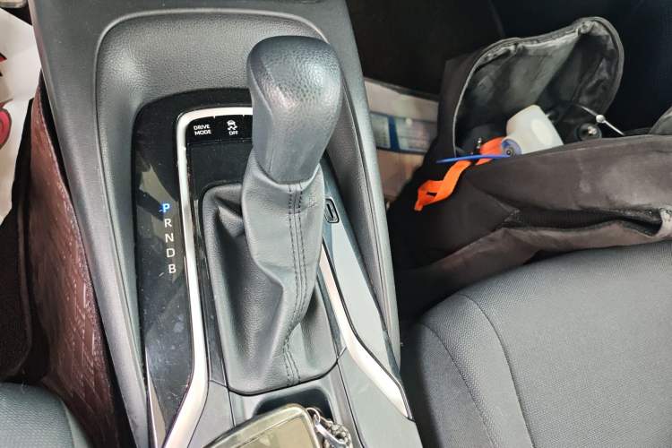 Used Toyota Corolla 2021 Dual-Engine 1.8L E-CVT Pioneer Edition
