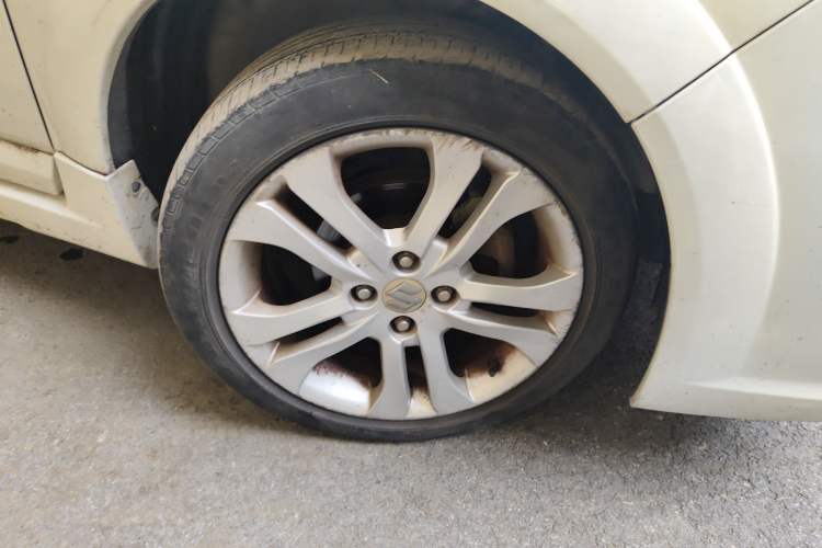 Used Suzuki Liana A6 2014 Hatchback 1.4L Manual Enjoyment Model
